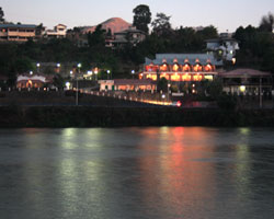 Neelesh Inn 
